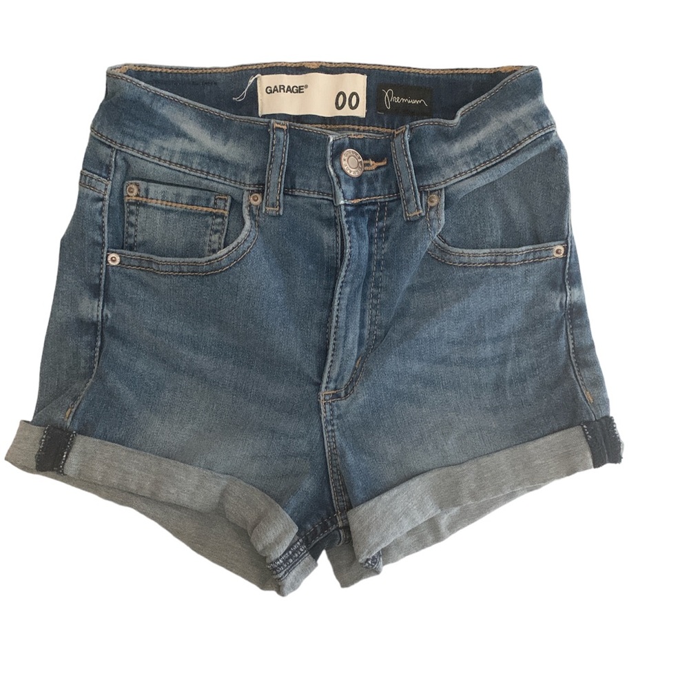 Garage Shorts - size 00